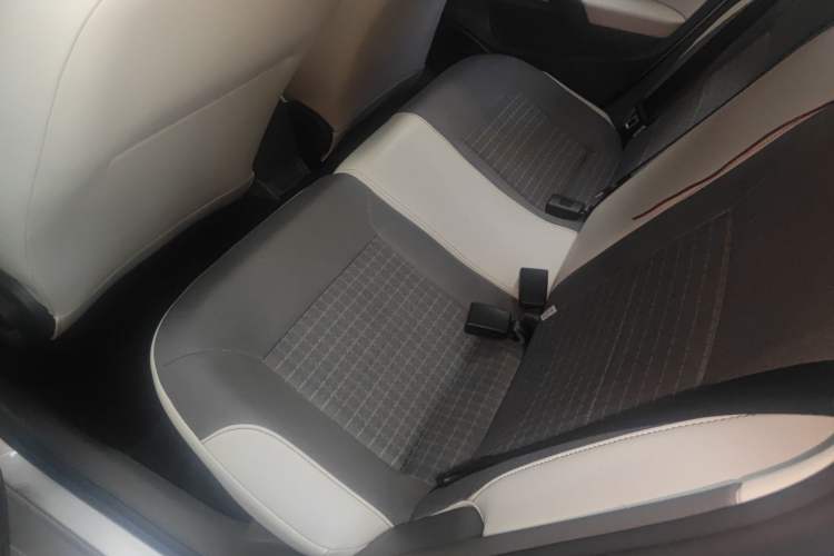 Used Volkswagen Polo 2014 1.6L Automatic Comfort Edition
