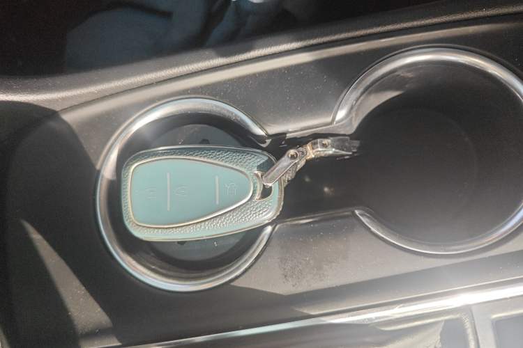 Used Chevrolet Equinox 2019 535T Automatic Chijie Edition China VI Vehicle Key