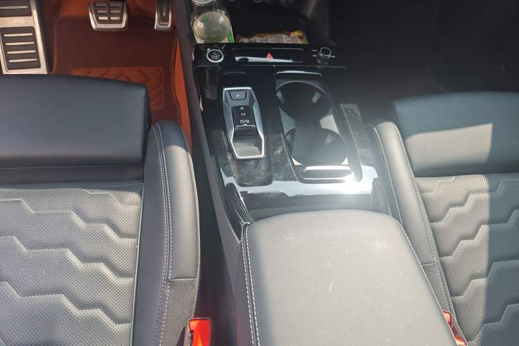 Used Audi Q6L e-tron 2026 Ultra-Long Range Edition Gear Lever