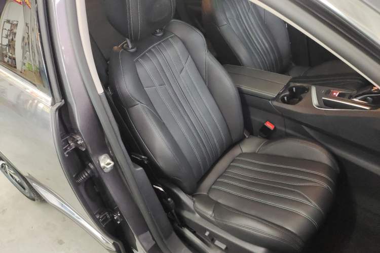 Used Peugeot 4008 2021 360THP Technology Edition Right Front Seat