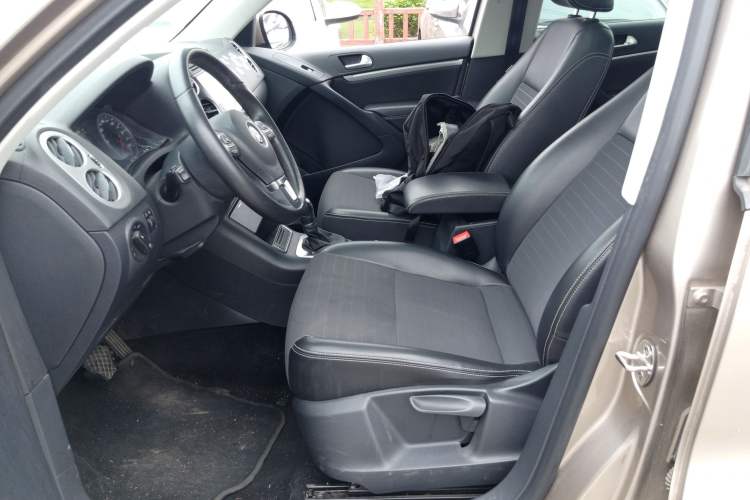 Used Volkswagen Tiguan 2016 300TSI Automatic All-Wheel Drive Fashion Vision Edition Left Front Seat