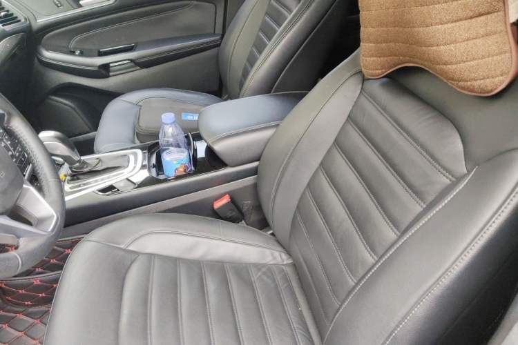 Used Ford Edge 2016 EcoBoost 245 Two-Wheel-Drive Titanium 7-Seater Left Front Seat