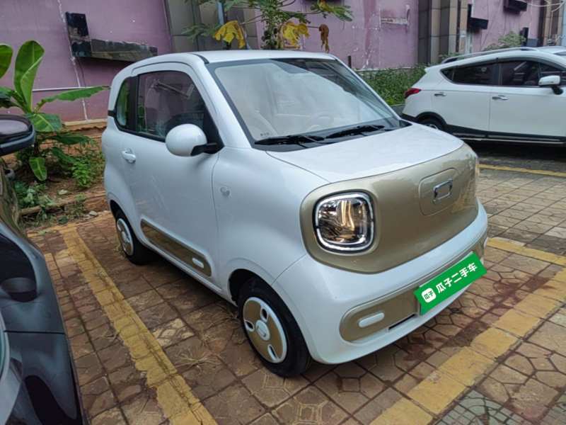 Used Bestune Pony 2026 222km Colorful Horse — 3