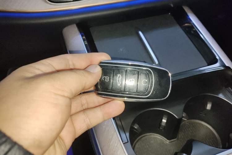 Used Chery Tiggo 9 C-DM 2025 1.5T 106KM Ultra-Comfort Edition 5 Seats Lithium-NMC
