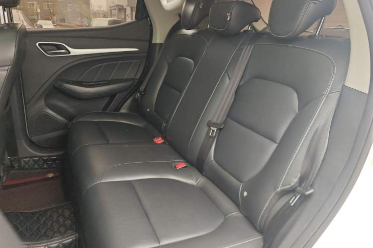 Used MG ZS 2018 1.5L Automatic Luxury Edition China V Standard