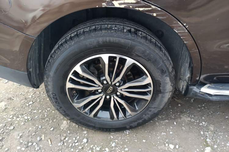 Used Geely Auto Vision X6 2016 1.8L Manual Luxury Model
