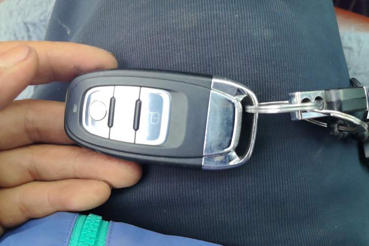 Used Volkswagen Golf 2016 230TSI Automatic Comfort Version
