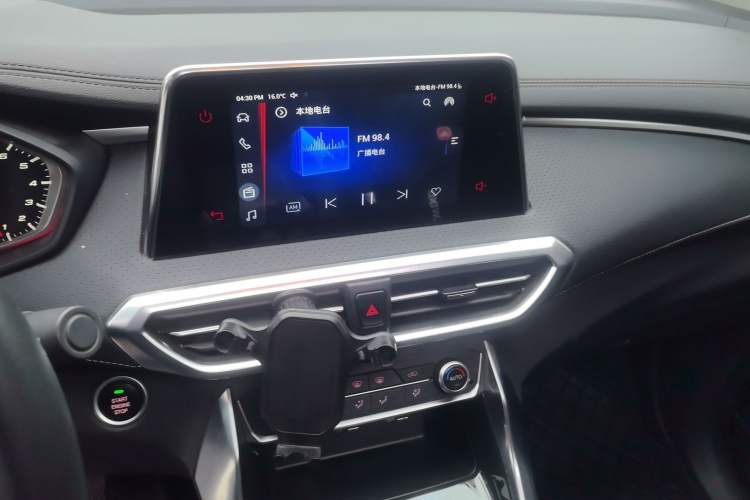 Used SAIC MAXUS G50 2022 1.5T Automatic Comfort Touring B Audio And AC Panel