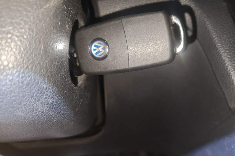 Used Volkswagen Santana 2016 1.6L Manual Fashion Edition
