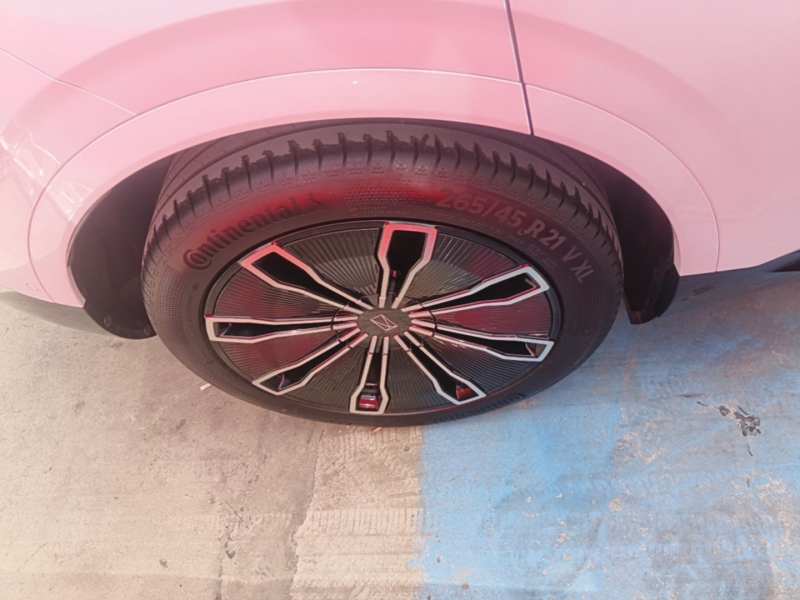 Used Avatr 07 2024 Ultra Range-Extended Four-Wheel Drive — 25