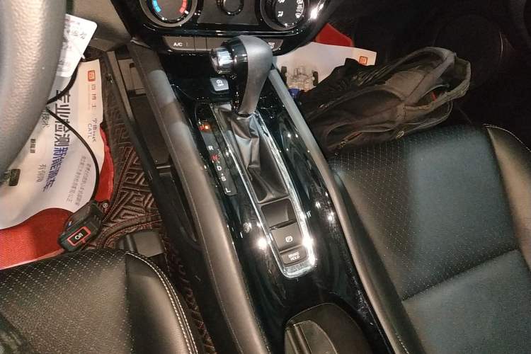 Used Honda Vezel 2020 1.5L CVT Elite Edition
