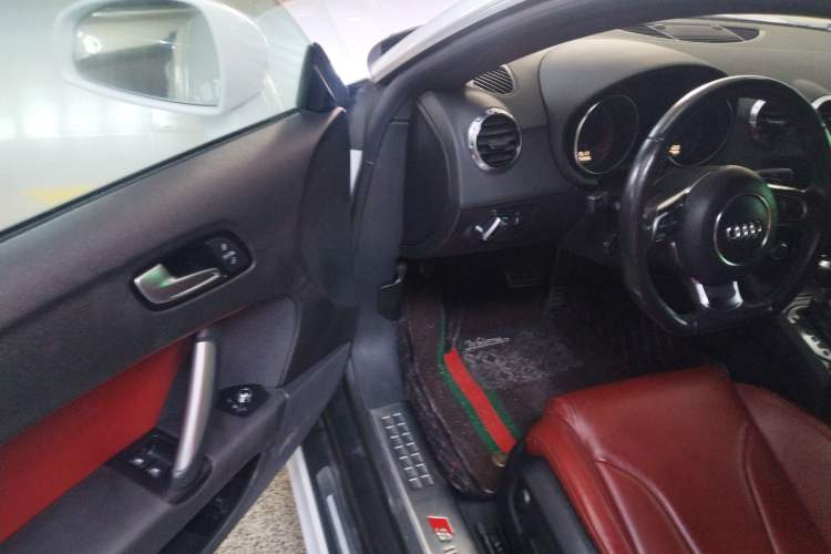 Used Audi TT 2013 TT Coupe 45 TFSI Driver Seat