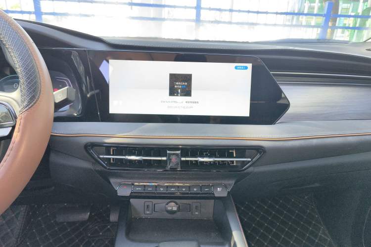 Used Oshan X7 PLUS 2023 Enjoy Edition 1.5T Automatic Prestige 7-Seater