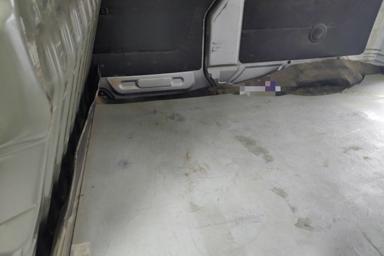 Used Jinbei Hiace X30 2020 1.5L Van Super-Enjoyment Model China VI Standard SWC15M