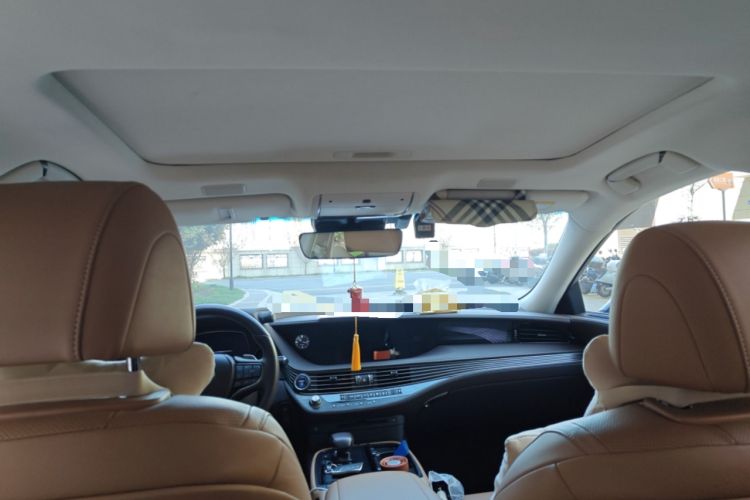 Used Lexus LS 2020 500h Excellence Edition China VI standard Headliner