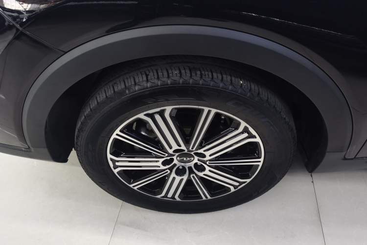 Used Kia Sportage R 2021 Ace 2.0L Splendid Edition Left Front Wheel Hub