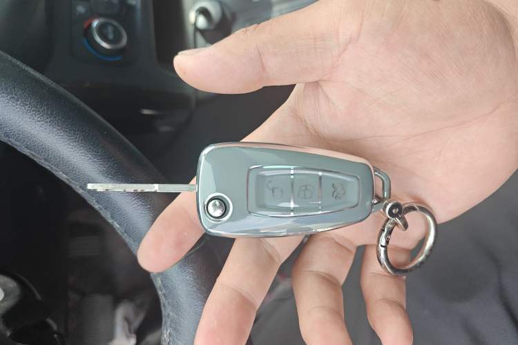 Used Ford Focus 2017 Sedan EcoBoost 125 Automatic Supreme Style SmartDrive Edition