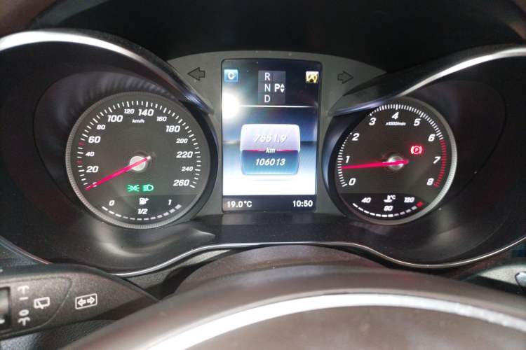 Used Mercedes-Benz GLC 2019 GLC 300 L 4MATIC Dynamic Model
