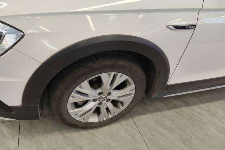 Used Volkswagen C-TREK 2017 1.6L Automatic Comfort Model
