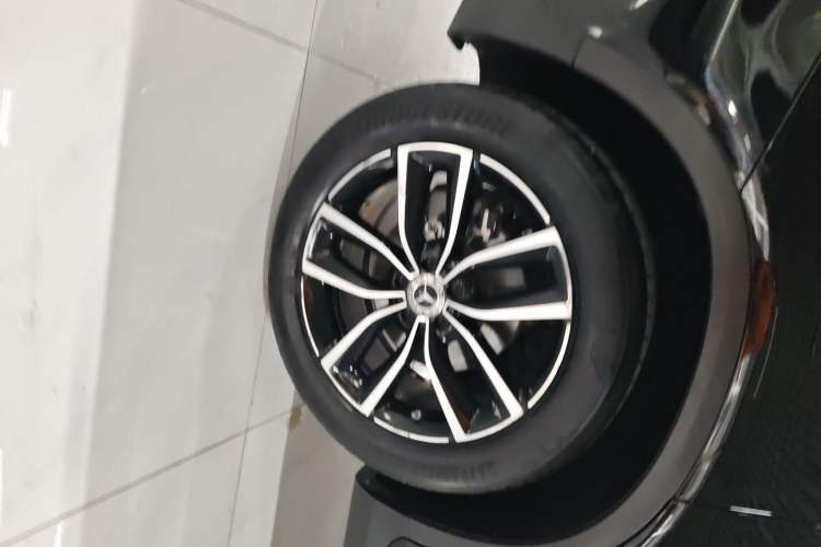 Used Mercedes-Benz GLC 2022 GLC 260 L 4MATIC Luxury Model Exterior 5