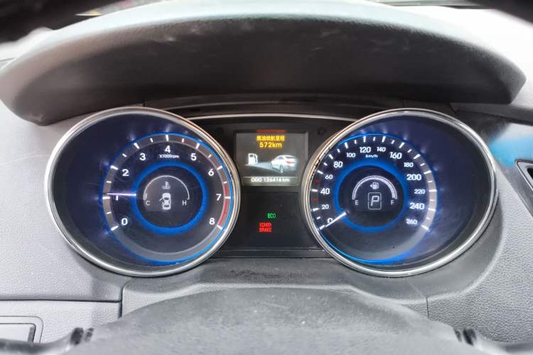 Used Hyundai Sonata 2013 2.4L Automatic Luxury Version China IV Standard
