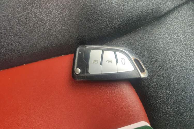 Used Haval H1 2017 Red-Label 1.5L AMT Luxury Model Interior 1