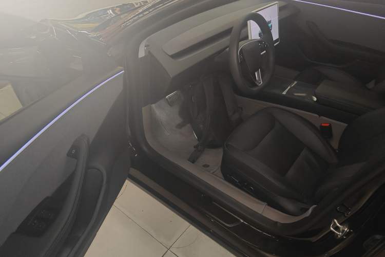 Used Tesla Model 3 2023 Rear-Wheel-Drive Version