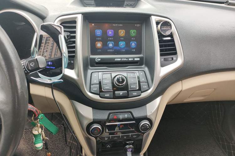 Used Changan Eado 2015 1.6L Manual Luxury Model China V Standard
