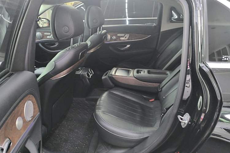 Used Mercedes-Benz E-Class 2017 E 320 L 4MATIC Left Rear Seat