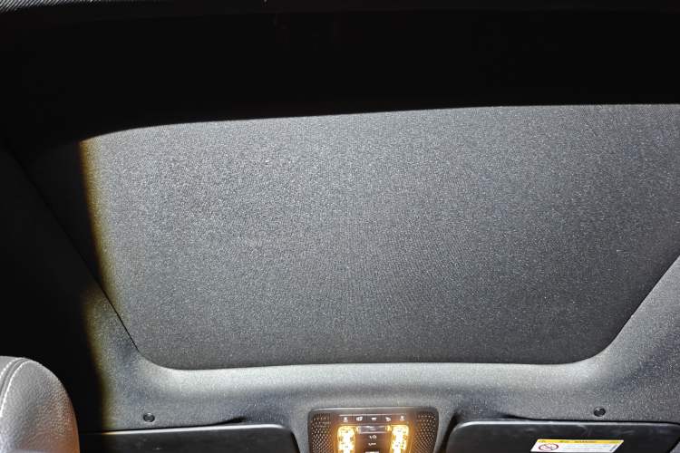 Used Mercedes-Benz A-Class 2022 Revised Version A 200 L Sport Sedan Fashionable Style