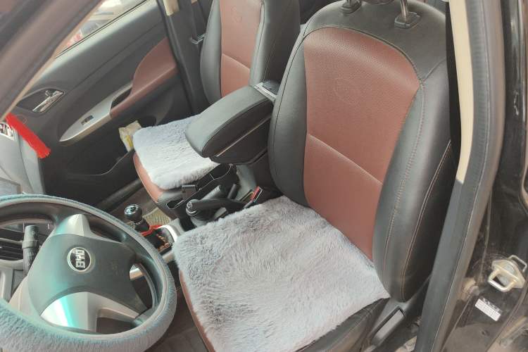 Used BYD F3 2015 Energy-Saving Edition 1.5L Manual Luxury Model