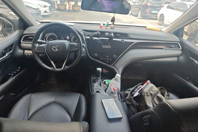 Used Toyota Camry 2019 2.5G Luxury Edition China V Standard Center Console