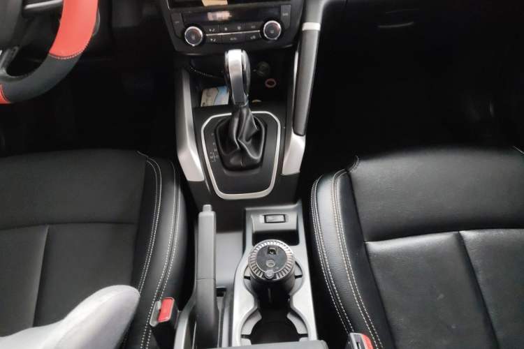 Used Renault Kadjar 2017 2.0L Two-Wheel Drive Comfort Edition
