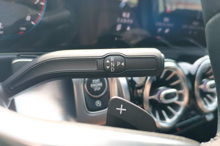 Used Mercedes-Benz GLB 2020 Facelift GLB 200 Fashion Edition
