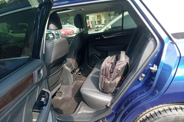 Used Subaru Outback 2017 2.5i Luxury Navigation Edition with EyeSight
