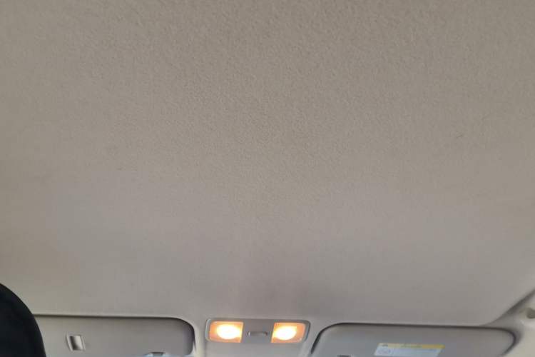 Used Kia K2 2015 Sedan 1.4L MT GLS
