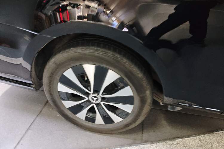 Used Mercedes-Benz Vito 2023 2.0T Elite Version 7 Seats Exterior 5