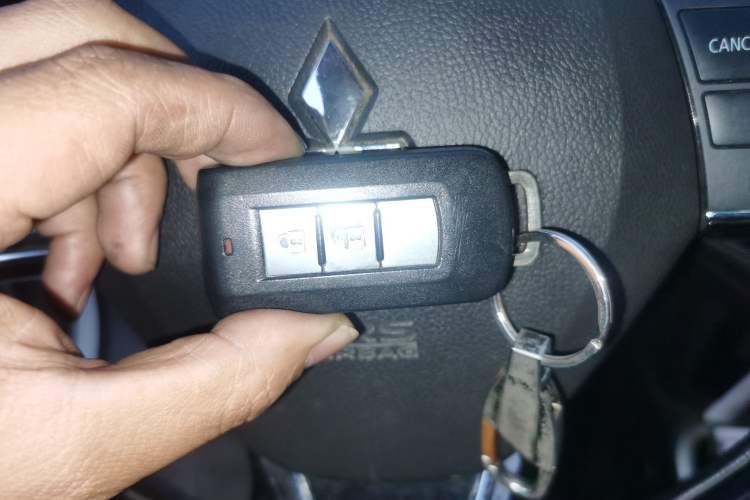 Used Mitsubishi Outlander 2018 2.0L Two-Wheel Drive Glory Edition 5 Seats
