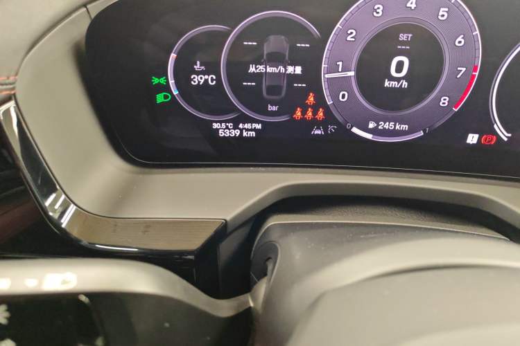 Used Porsche Panamera 2024 Panamera 2.9T Odometer Close Up