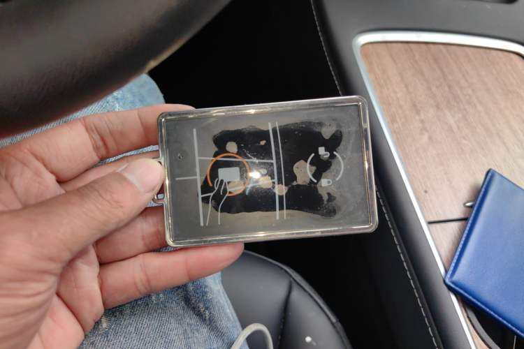 Used Tesla Model Y 2021 Standard Range Rear-Wheel Drive Version Vehicle Key