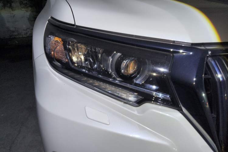 Used Toyota Prado 2018 3.5L Automatic TX-L with Rear-Mounted Spare Tire
