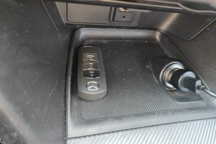 Used Mazda 3 Axela 2019 Cloud-Controlled Version Sedan 1.5L Automatic Comfort Trim China VI Standard
