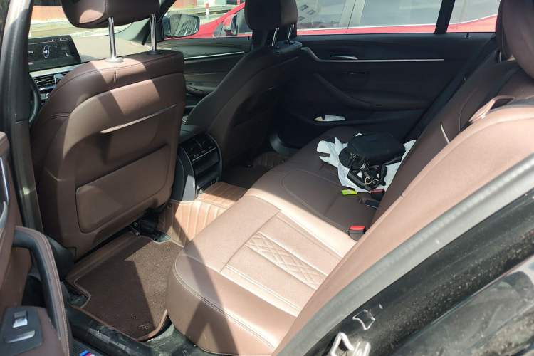 Used BMW 5 Series 2023 530Li Leading Model M Sport Package