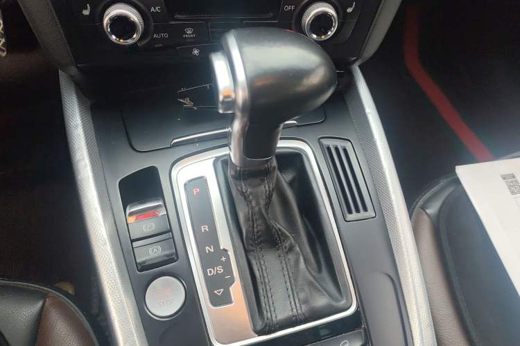 Used Audi Q5 2017 Plus 40 TFSI Technology Model