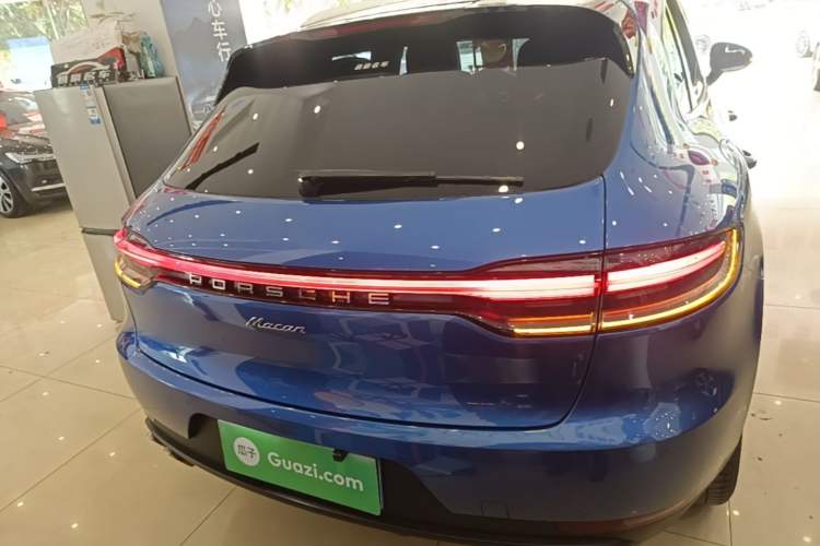 Used Porsche Macan 2018 Macan 2.0T Rear