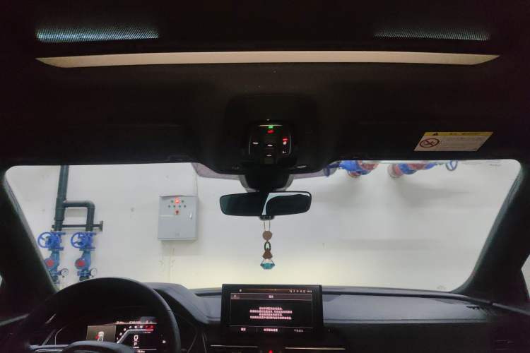 Used Audi Q5L 2024 45 TFSI Luxury Dynamic Model Headliner