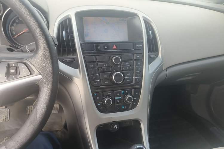 Used Buick GT 2014 XT 1.6L Manual Entry-Level Model
