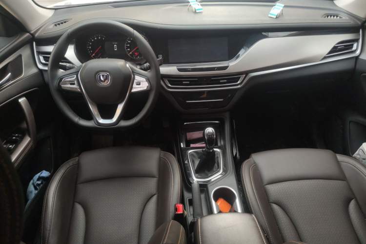 Used CHANGAN CS35PLUS 2018 1.6L Manual Changlian Edition China V Standard