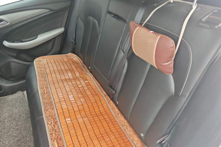 Used Roewe Ei5 2018 Internet Luxury Edition Interior 4