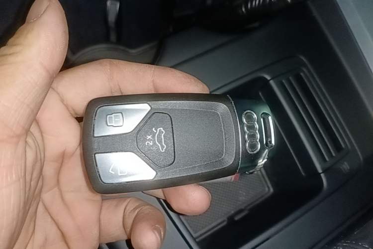 Used Audi A4L 2024 40 TFSI Fashion Dynamic Model